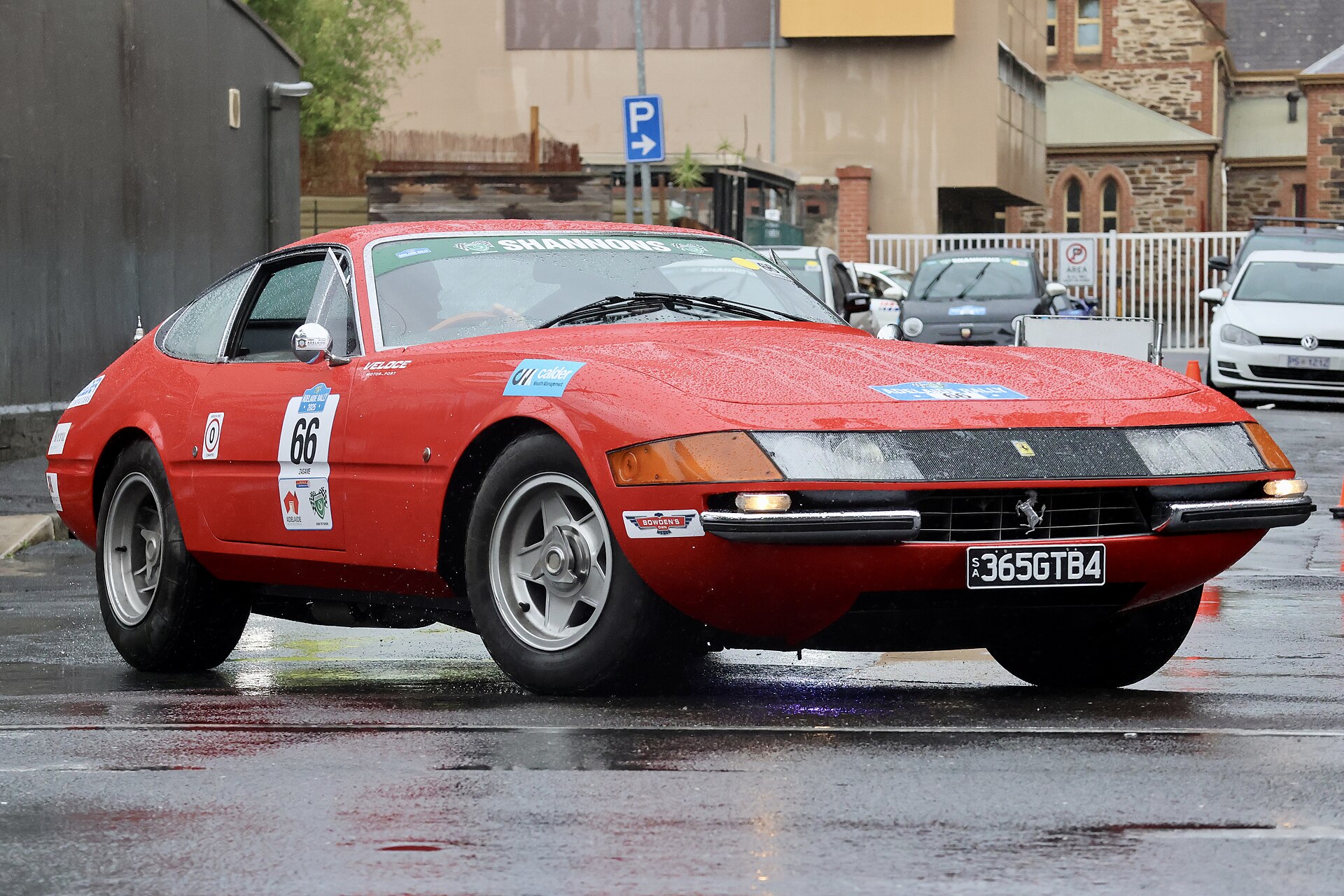 Ferrari 365 GTB/4 Daytona, long hood and sensual coupe profile