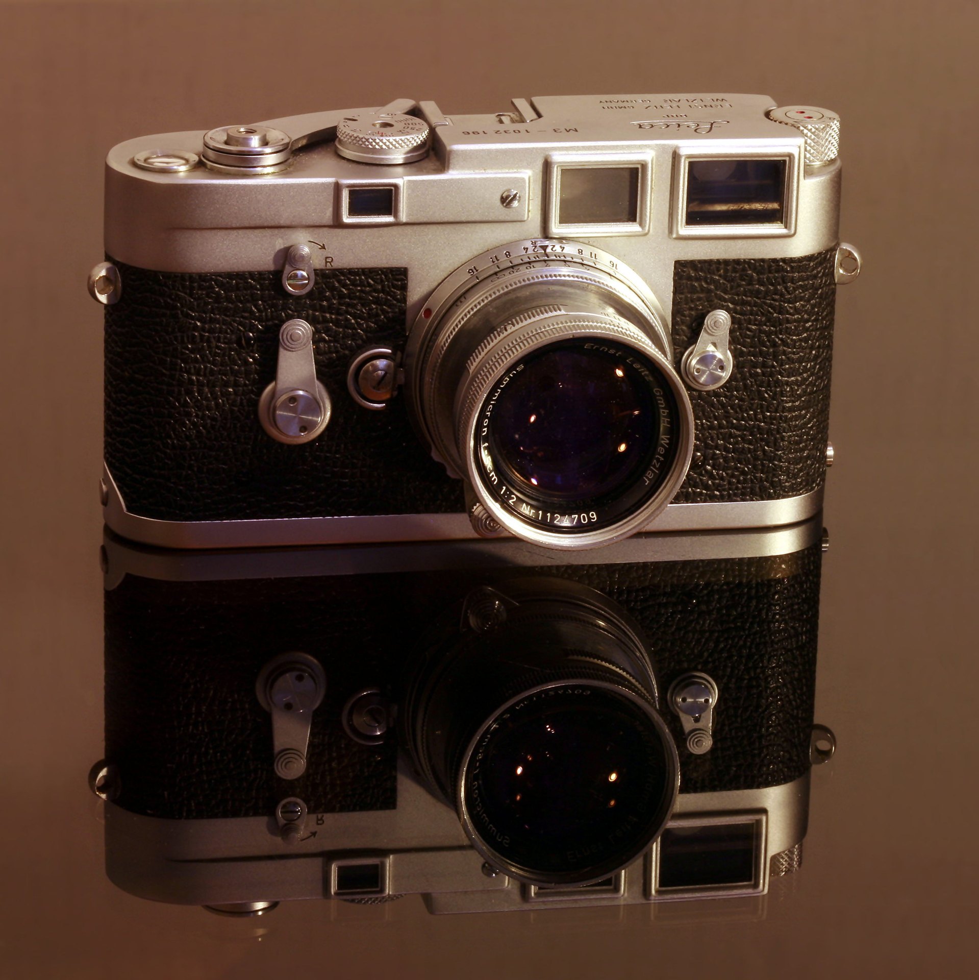 Leica M3 rangefinder camera with 50mm Summicron lens
