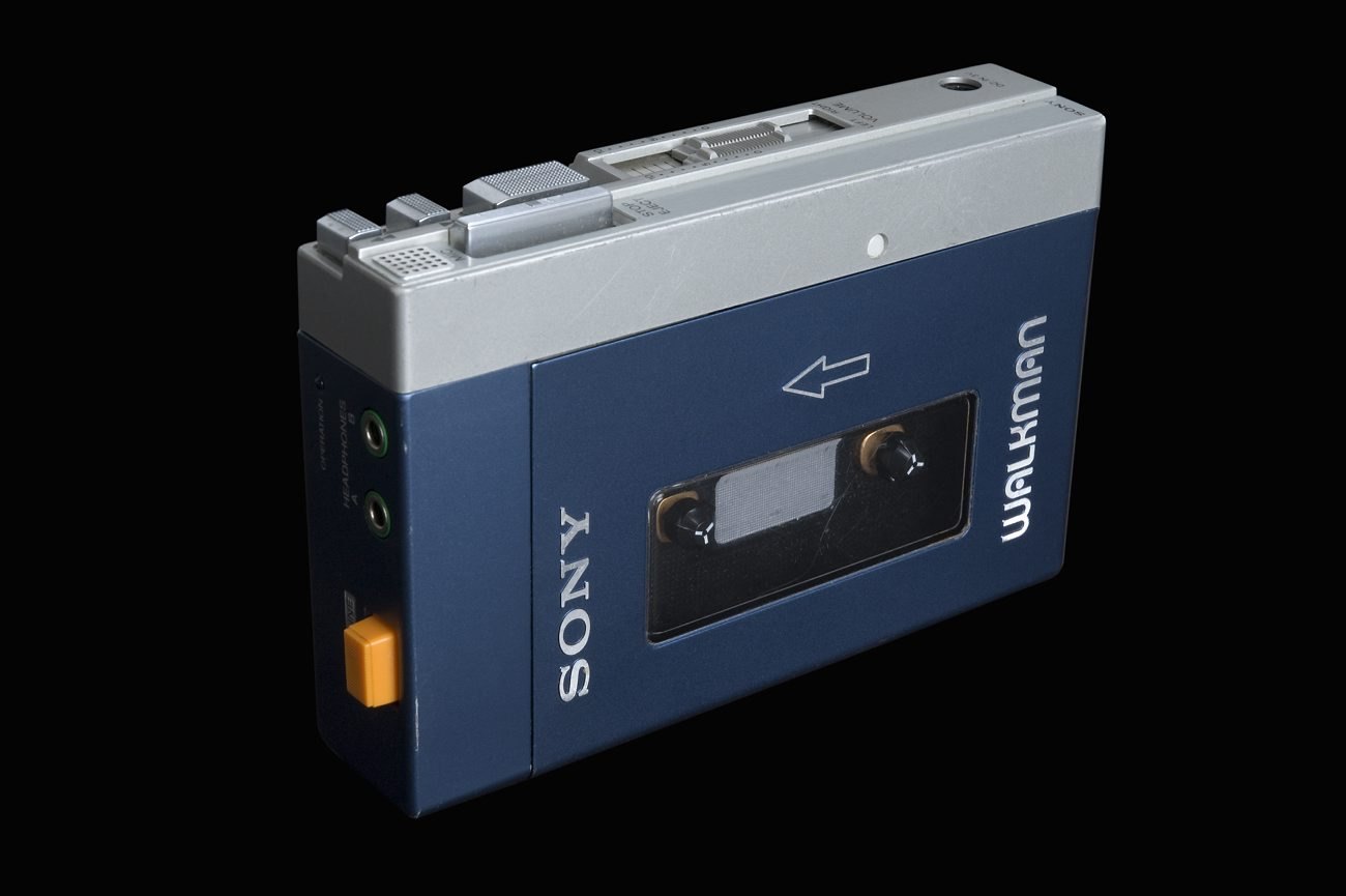 Sony Walkman TPS-L2 with two headphone jacks and orange hotline button